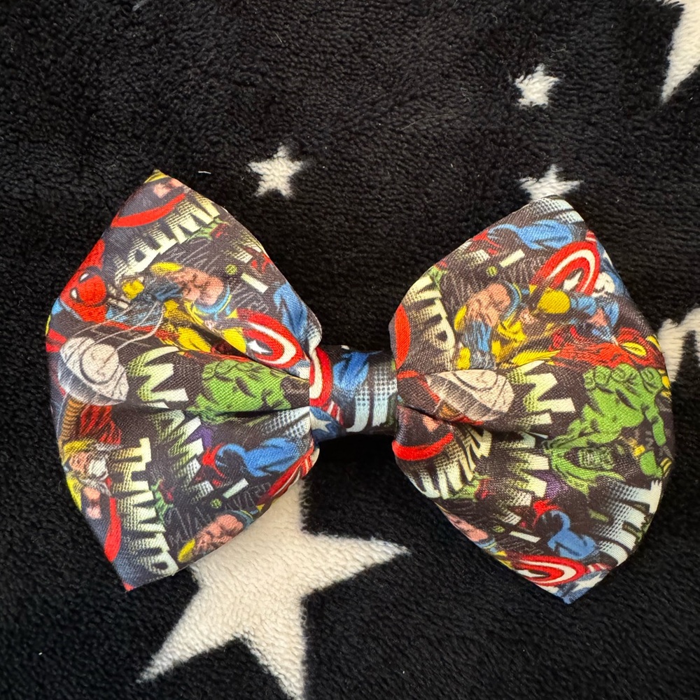 Marvel Avengers Clip-in Hair Bow